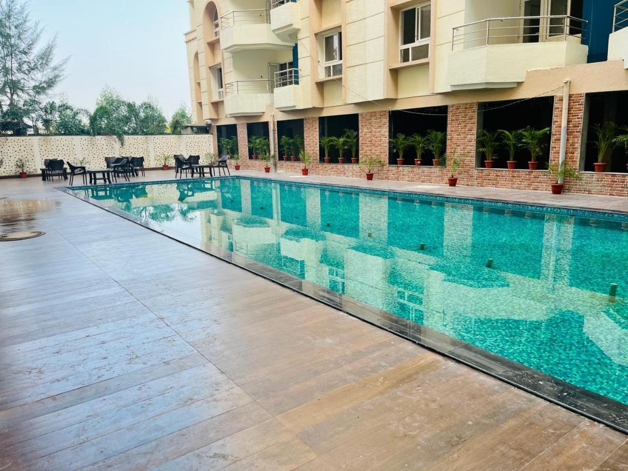 Hotel Four Waves Puri Exterior foto